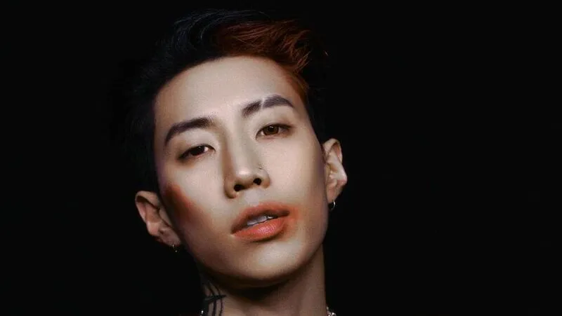 Jay Park's OnlyFans controversy on Nate Pann highlights the cultural clash in Korea between traditional Confucian values and modern, liberal attitudes. The debate has sparked discussions on gender bias, societal double standards, and the differing perspectives on adult content, revealing deep-seated tensions within the community.