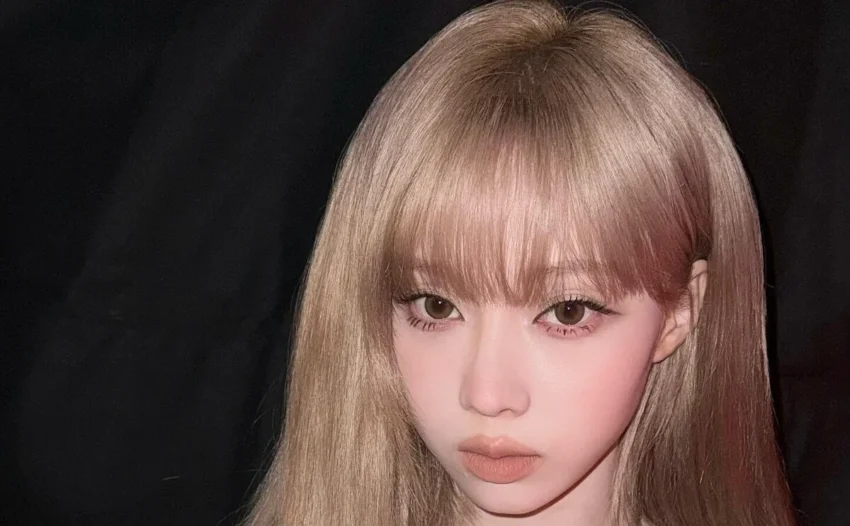 Nate Pann discussed aespa’s Winter’s natural makeup, noting that her eye corner and overlip makeup were considered excessive. Many users prefer Winter natural look, feeling she appears prettier without heavy eye makeup. Opinions are mixed on overlip makeup, with some finding it awkward.